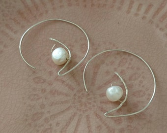 Pearl earrings,June birthday gift for her, freshwater pearl threader hoop earrings,open hoops, modern pearl earrings, silver  pearl jewelry