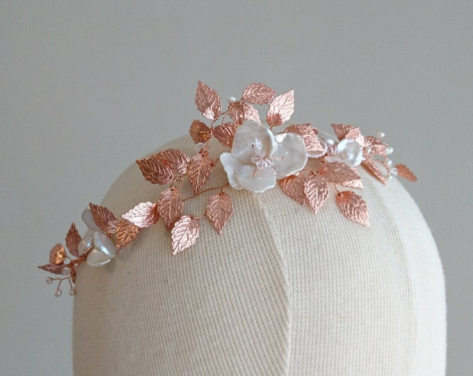 Bridal crown with rose gold leaves, pearls and crystals, wedding halo, woodland wedding, Greek leaf headdress, leaf bride tiara, costume