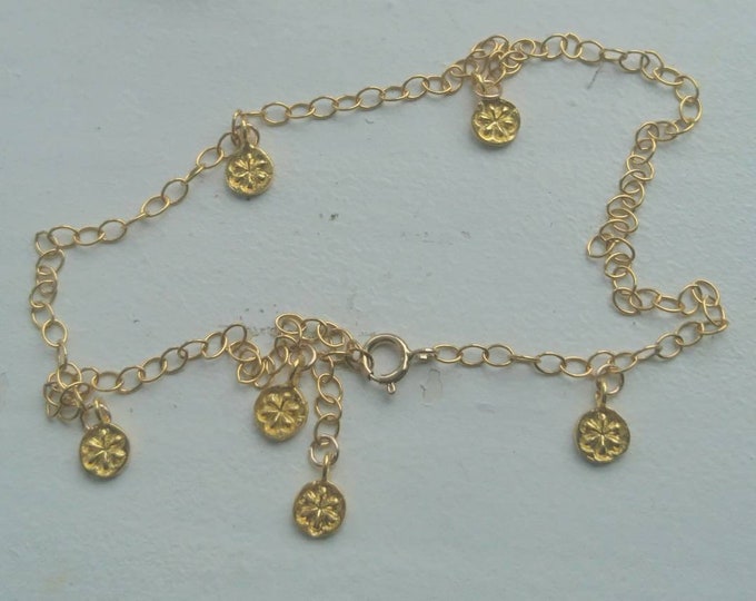 Anklet gold with vermeil flower charms