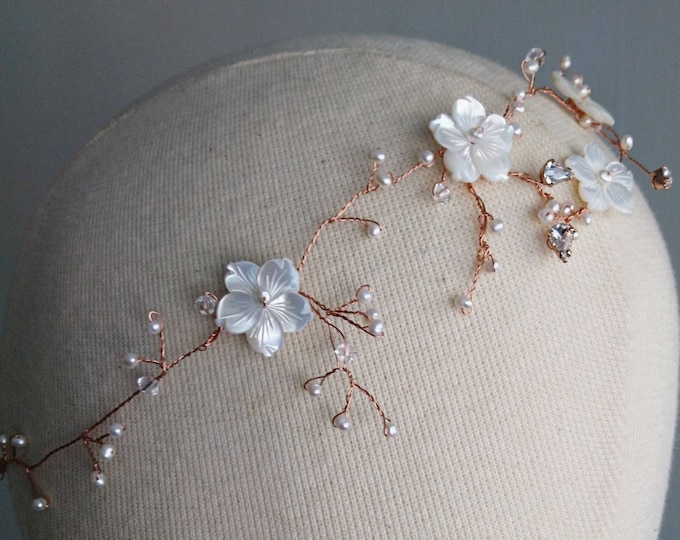 Pearl hair vine rose gold, pearl blossom vine tiara, pearl bride accessory, romantic bride, summer wedding,boho  hair vine, country wedding