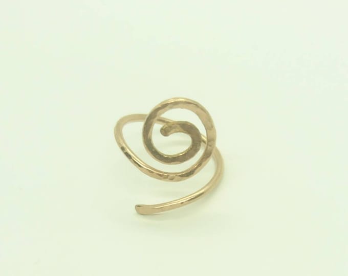 Hammered spiral ring