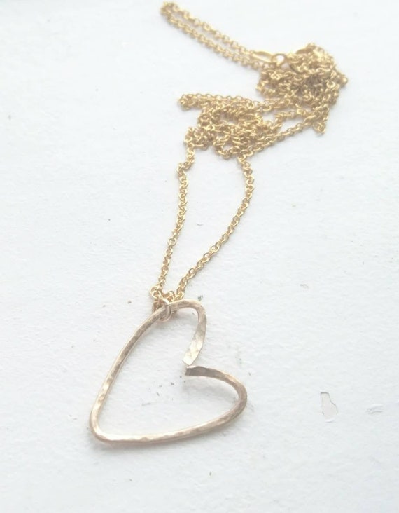Valentine gift, Heart pendant in 14k gold fill, hammered gold heart, Valentine’s Day gift