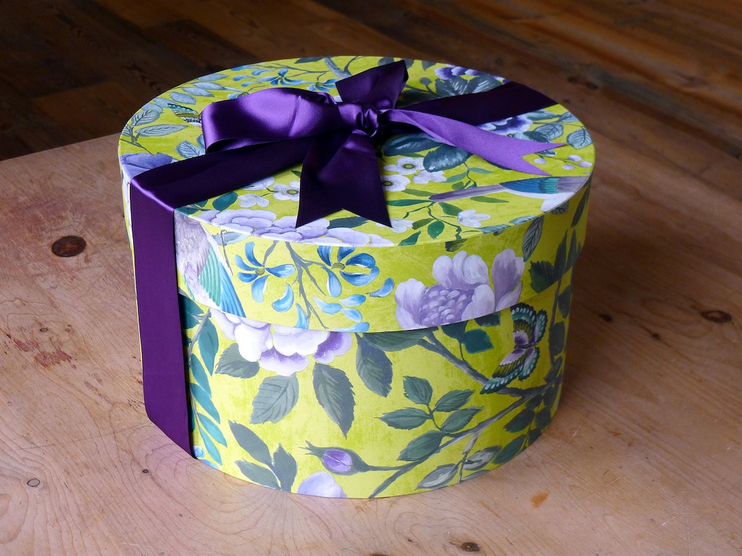 Midi Edwardian Style Hat Box in Porcelain Lime Design Handmade in