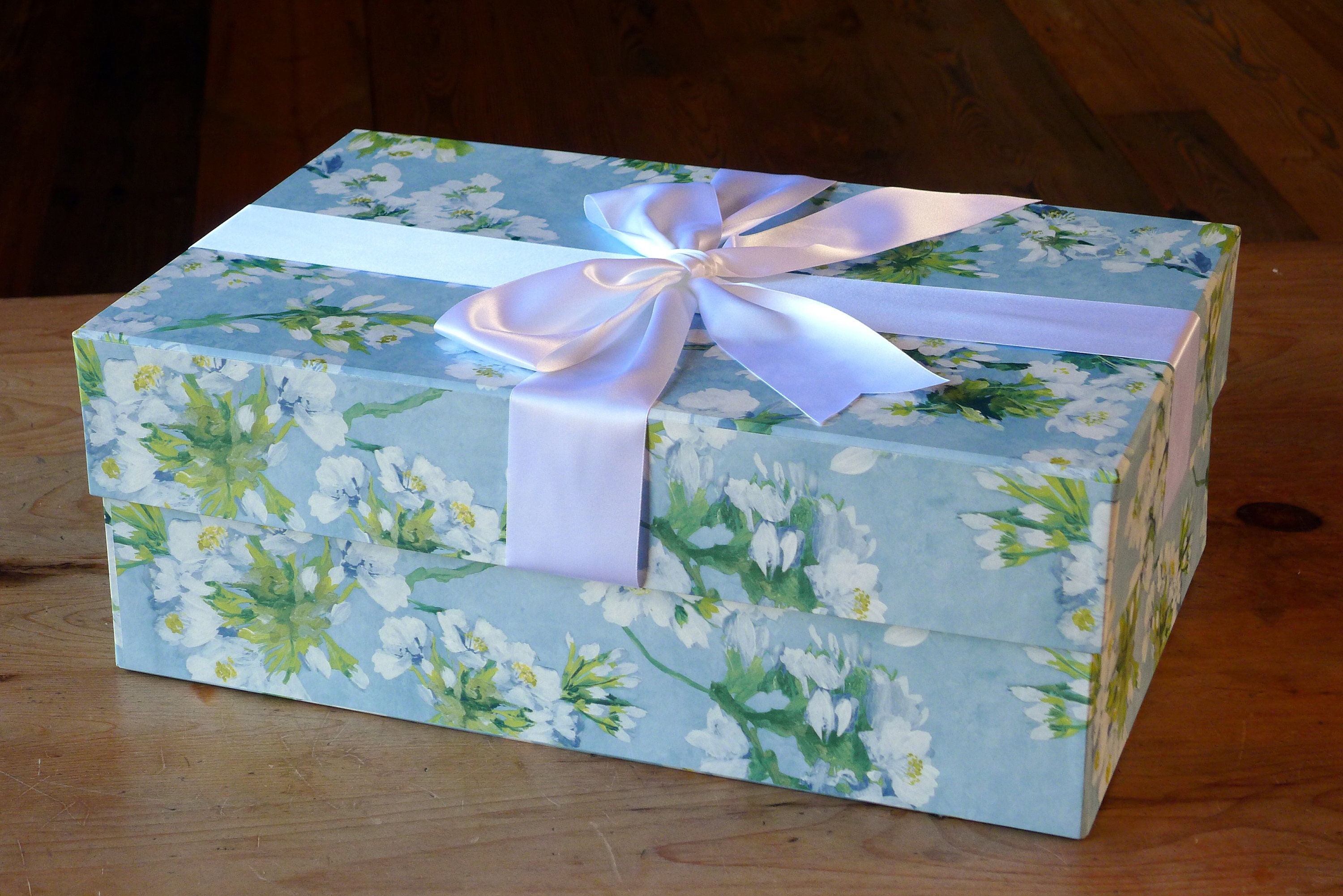 Bridesmaid Dress Box: Orchard Blossom Sky, Dress Storage & Preservation -  Etsy