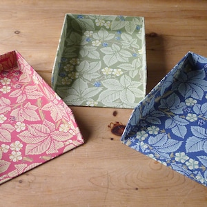 William Morris A4 In-Tray / Bramble Designs / Collezione per ufficio e cancelleria realizzata a mano in Inghilterra
