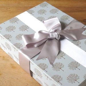 Caja para vestido de novia de tamaño mediano en cobre Marcham