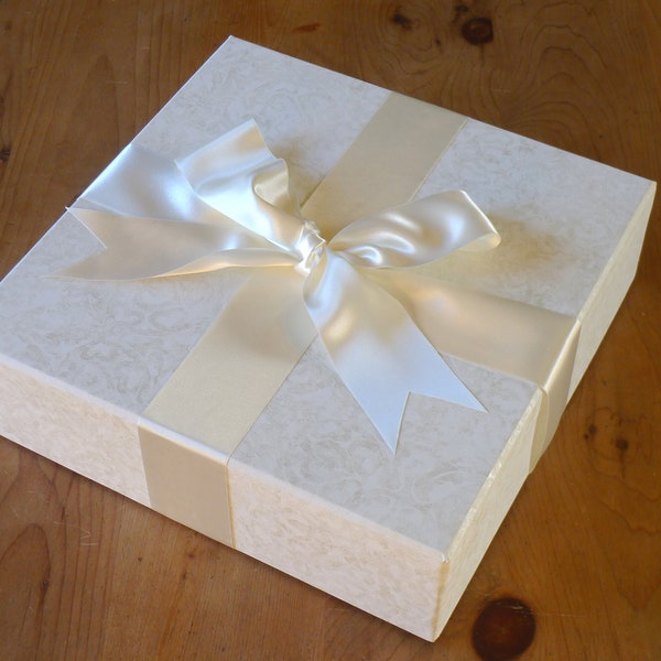 Wedding Photo Album Box in Sugared Ivory | Wedding Memories & Keepsakes | Wedding Photo | Preserve your Wedding Album