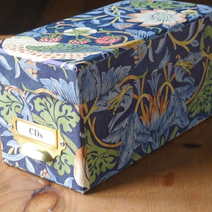 William Morris cd-box in Strawberry Thief Navy | Herinneringsdoos en slimme opberger