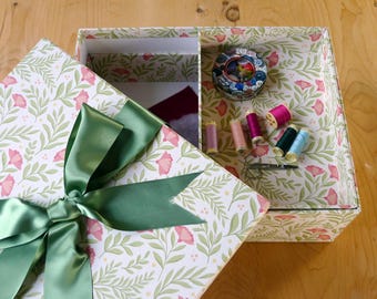 Luxury Sewing Box (Large) in Petite Posy Blush | Handmade in the UK