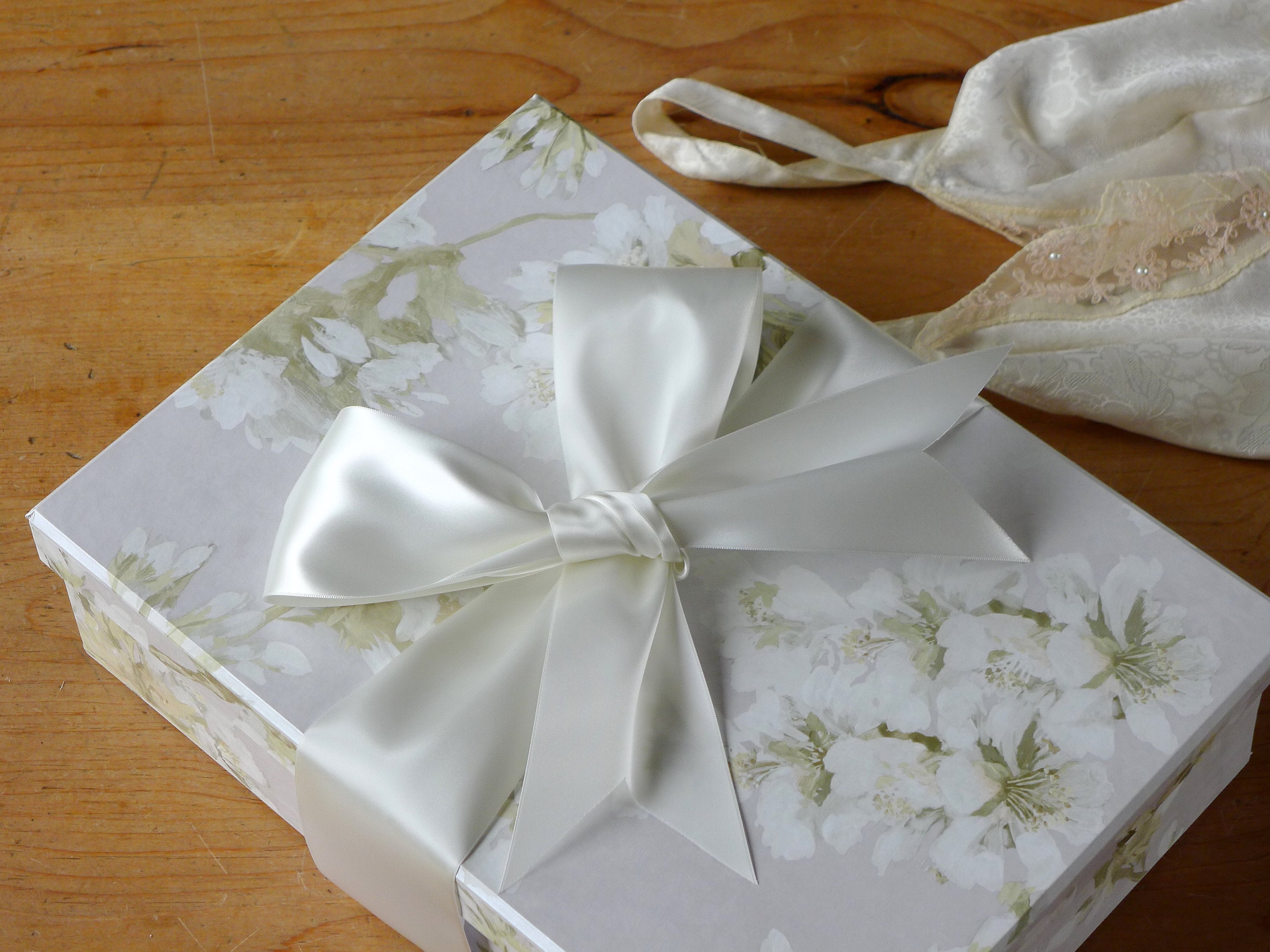 Lid And Base Gift Box Or Drawer Box For Lingerie Bikini