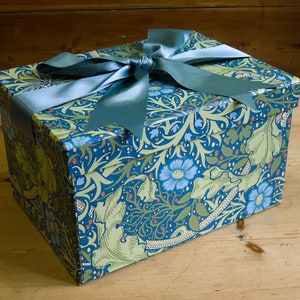 William Morris Memory Box Large - Memories & Keepsakes