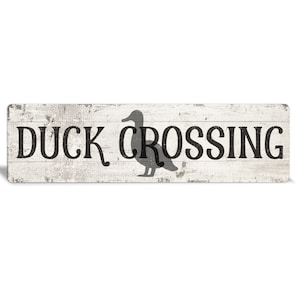 Duck Crossing Metal Sign: Waterproof Outdoor Duck Decor