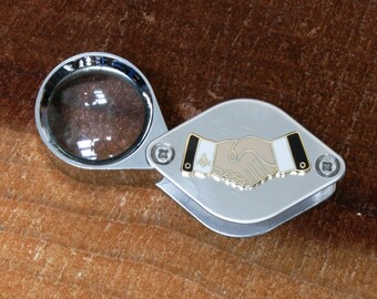 Yin /& Yang Magnifying Loupe Jewellers antiques hunters personalised gift FREE ENGRAVING 406 stamp collectors