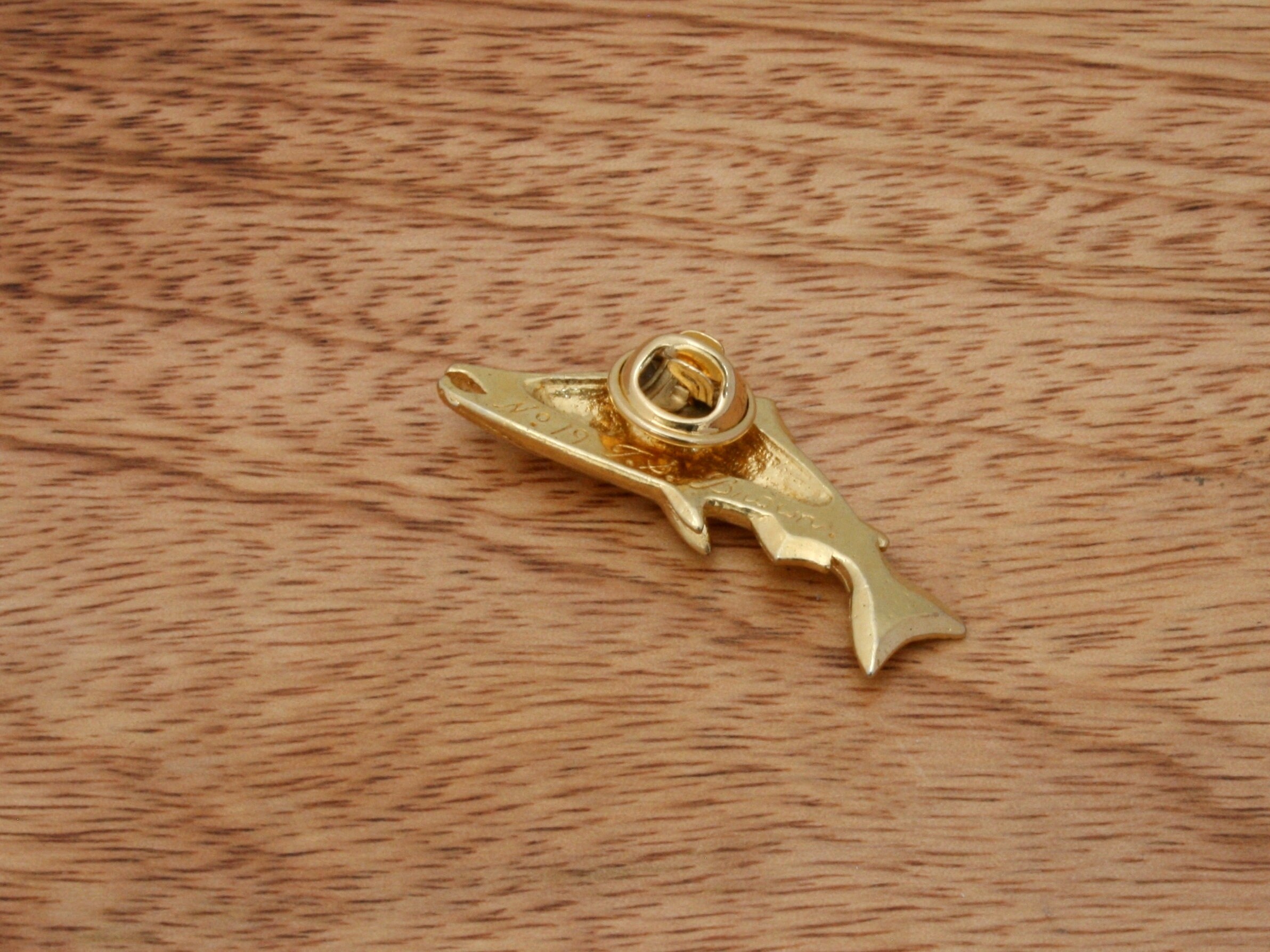 Broche étain Argenté Pêche Au Saumon - Cadeau Pêcheur - Coffret Inclus