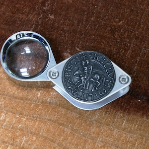 Templar Seal Magnifying Loupe Jewellers, stamp collectors , antiques hunters personalised   Father&#39;s Day Gift FREE engraving  366 le