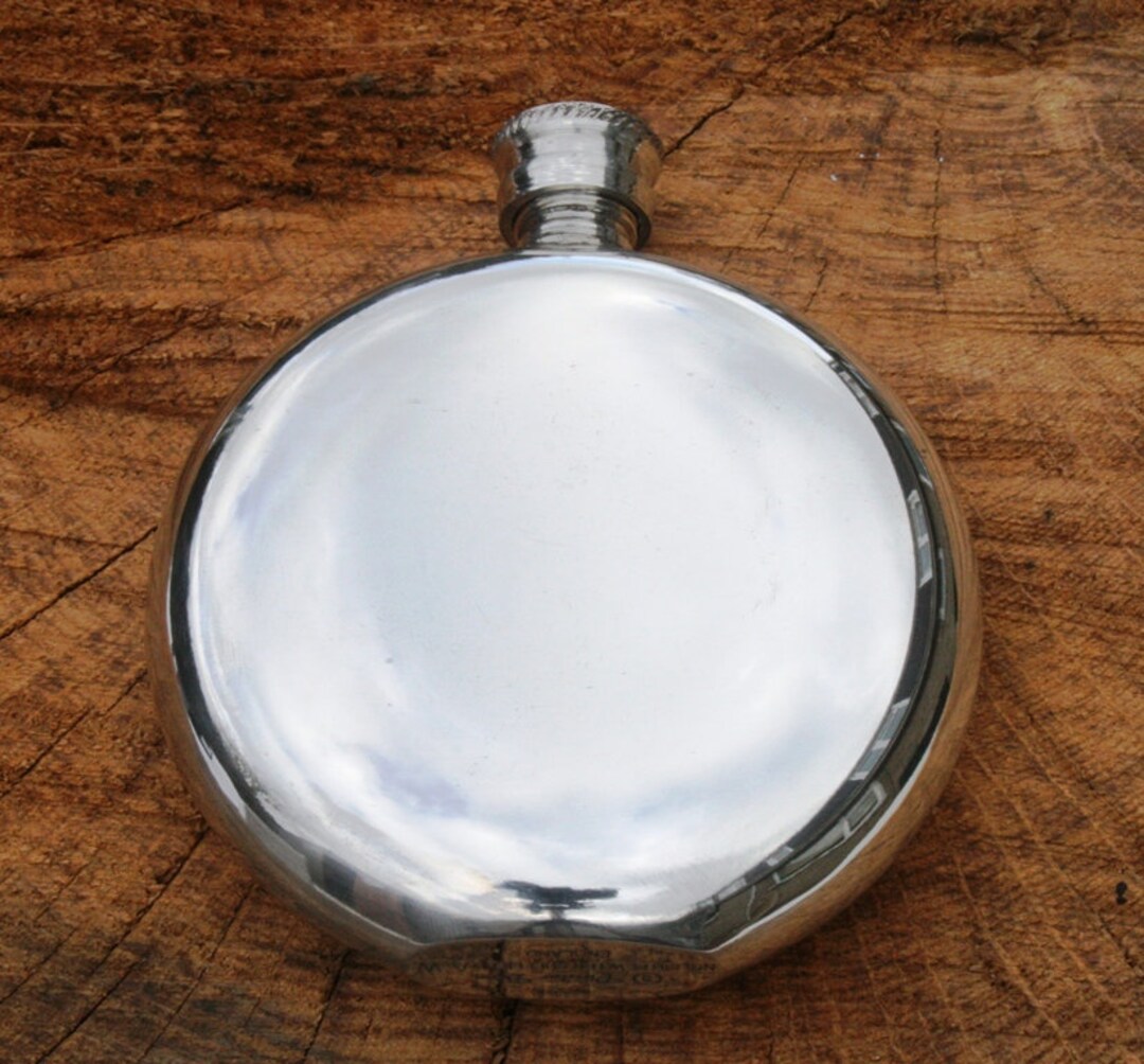 ★Eva　新品未使用スキットル　PEWTER HIP FLASK ☆Eva様専用 新品未使用スキットル PEWTER HIP FLASK アウトドア