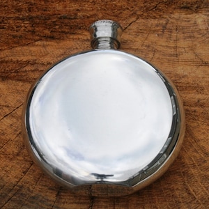 English Pewter Round 4.5 Oz Hip Flask Personalised engraving  Father&#39;s Day Gift
