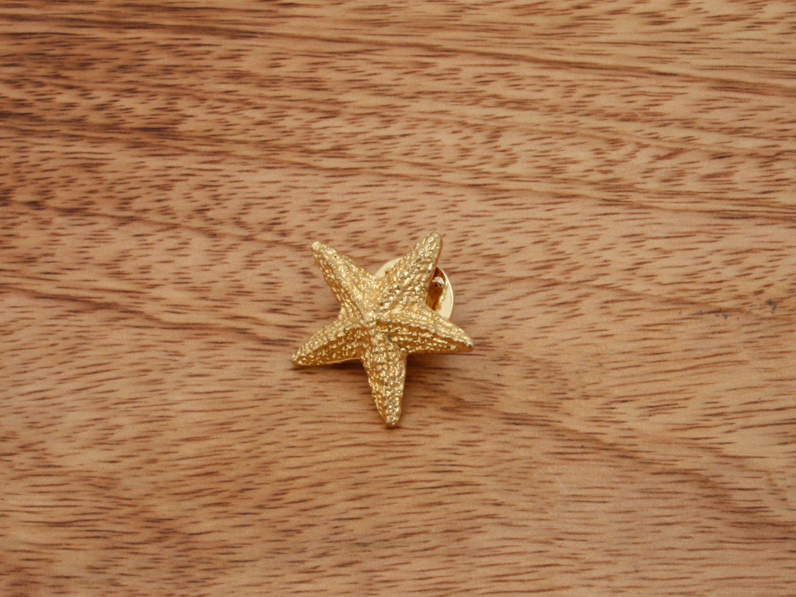 Eleganti Spille a Forma di Grande Stella Marina per Donna e Uomo, Chic e Carine, Colore Oro e Argento, Spille per Camicia, Gioielli da Festa, Regali  36