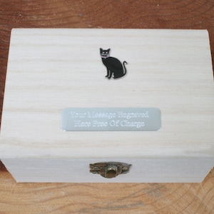 Cat Personalised Wooden Pet Ashes Urn or Burial Cast with Personalised Free Engraving  Message 580 un