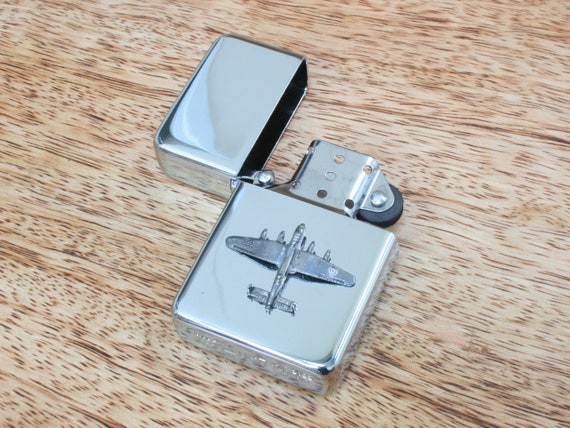 cigarette lighter plane Cigar Torch Lighter, 2-Jet, Large Fuel Window, Cigar Punch Stable Cigar Rest The honeycomb embossed pattern on the back of this cool lighter creates a sturdy and anti Top Records Promo Jet Plane