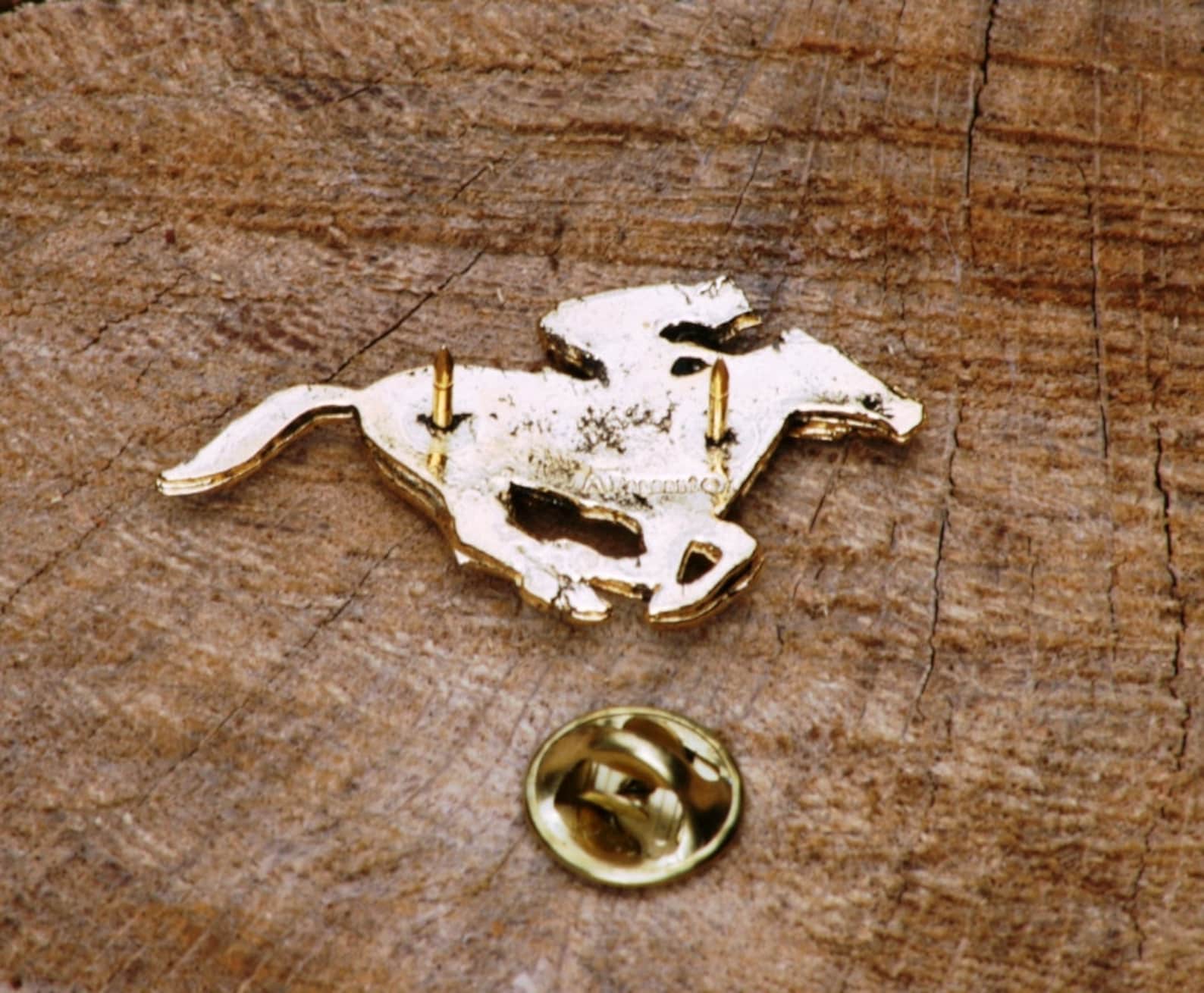 Horse Racing Gold Plated Pin Lapel Badge Riding Mothers Day Etsy