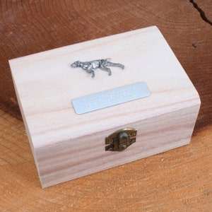 Pointer Personalised Wooden Pet Ashes Urn or Burial Cast with Personalised Free Engraving  Message 282 un