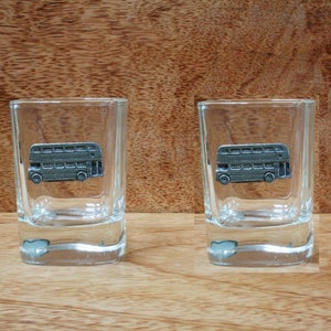 Great British Icons Pair of Shot Glasses Crystal With Motifs London Bus Taxi Post Box Father's Day Gift sg