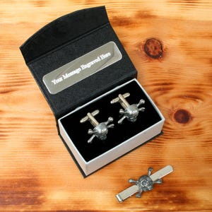 Skull and Cross Bone Cufflinks & Tie Slide Clip Mens Father&#39;s Day Gift Set UK Pewter 415 tbc