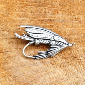 Fly Fishing Pin -  UK