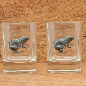 Par de copos de shot de sapo de cristal com motivos de estanho 146 sg