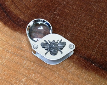 Bee Magnifying Loupe Jewellers, stamp collectors , antiques hunters personalised   Father&#39;s Day Gift Personalised Free Engraving  27 le