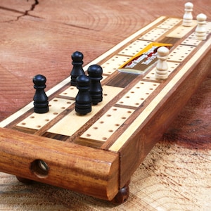 Houten cribbagebord Pub Team Crib gepersonaliseerde gratis gravure Ideaal pub Cribbage League Vaderdagcadeau cw