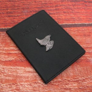 Capa para passaporte de couro legítimo British Birds, preta, com RFID, para viagem, Robin Swallow, coruja-das-torres, presente para o dia dos pais