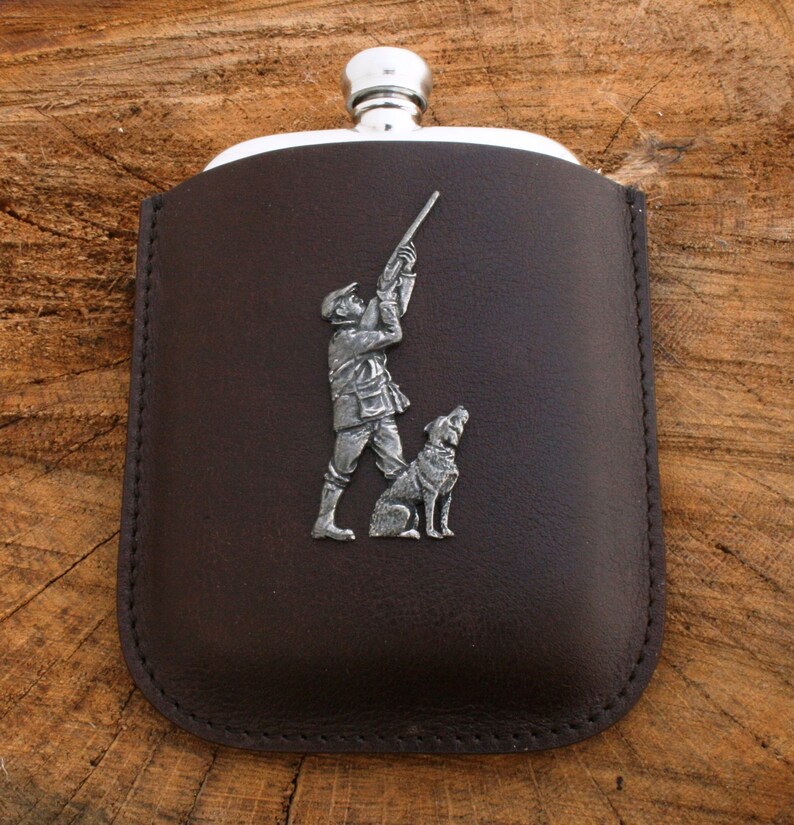 Shooter And Dog Pewter 4 Oz Kidney Hip Flask In Brown Leather - Hip Flask Leather Pouch Shooter And Dog Pewter 4 Oz Kidney Hip Flask In Brown Leather - Hip Flask Leather Pouch