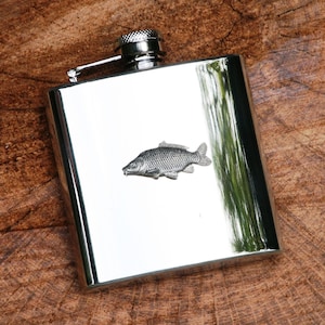 Common Carp Fishing Design 6oz Hip Flask Fishing Present Personalised Free Engraving  80 hf