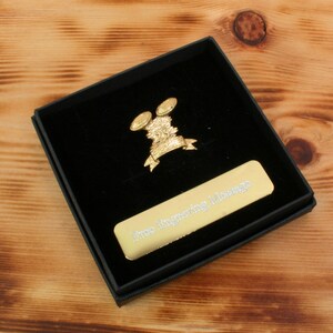 Clay Sooting Gold Plated Pin Lapel Badge Clays 25 Stag Do Father&#39;s Day Gift Custom Box