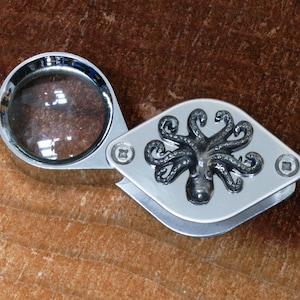 Octopus Magnifying Loupe Jewellers, stamp collectors , antiques hunters personalised   Father&#39;s Day Gift Personalised Free Engraving  249 le