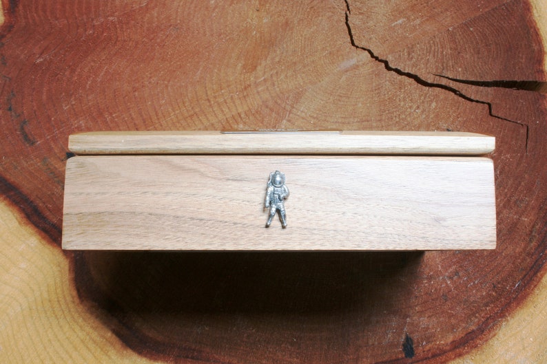 Spaceman Oak Jewellery Box Photo Insert 6x4 Personalised Engraving Ladies Gift 417