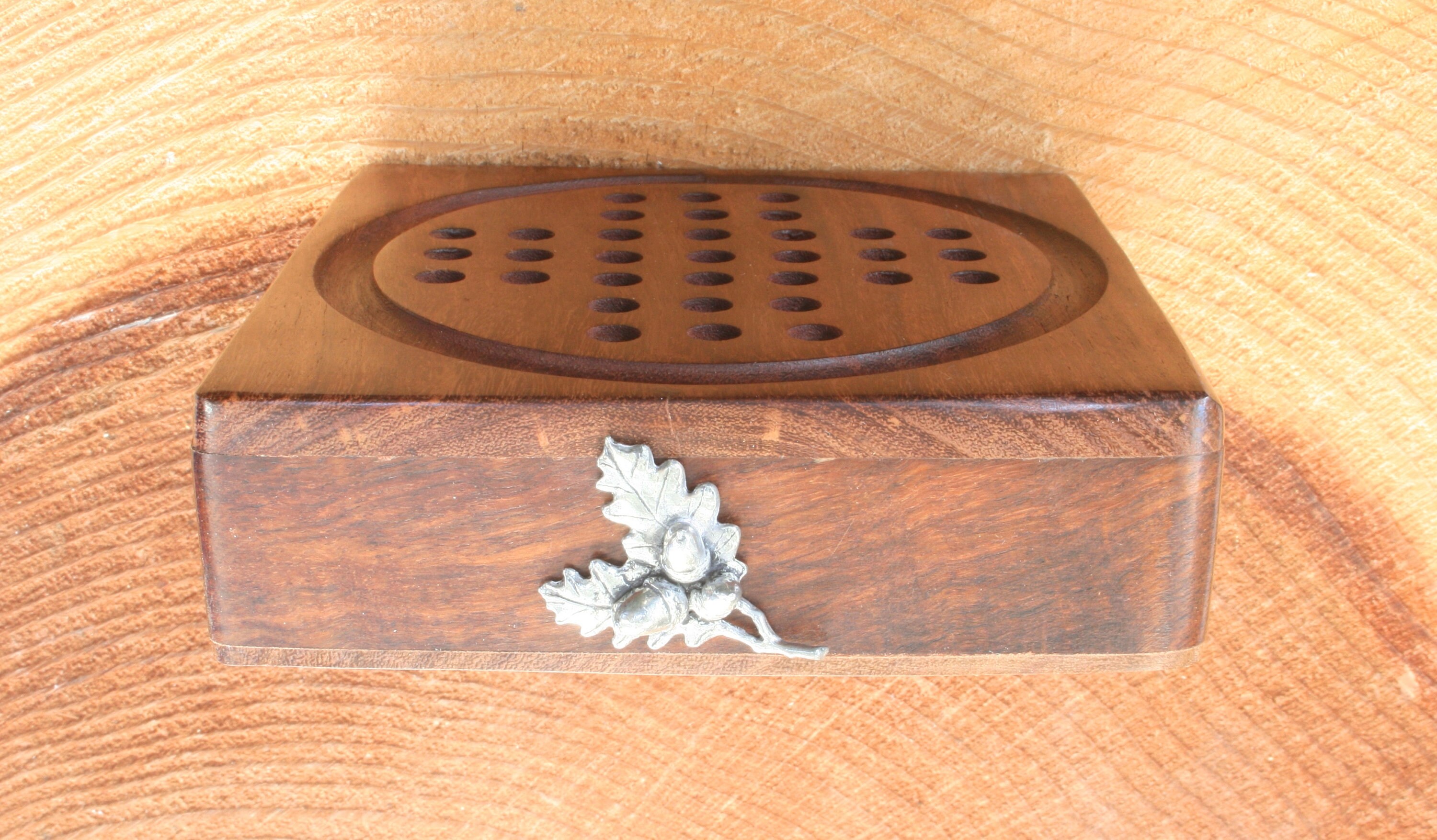 Juego de solitario de madera de hoja de roble con bolas de acero. Regalo para el Día del Padre con grabado personalizado gratuito. 24 horas al día, 7 días a la semana.