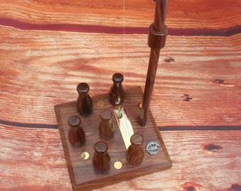 Juego de bolos de madera con forma de cardo escocés, juego de bolos de madera maciza, regalo de cumpleaños para pub con grabado personalizado gratuito 371 sk