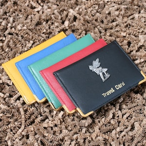Porte-cartes d'identité Angels and Fairy's Bus & Train Pass en cuir noir Baguette magique pour enfants Lutin