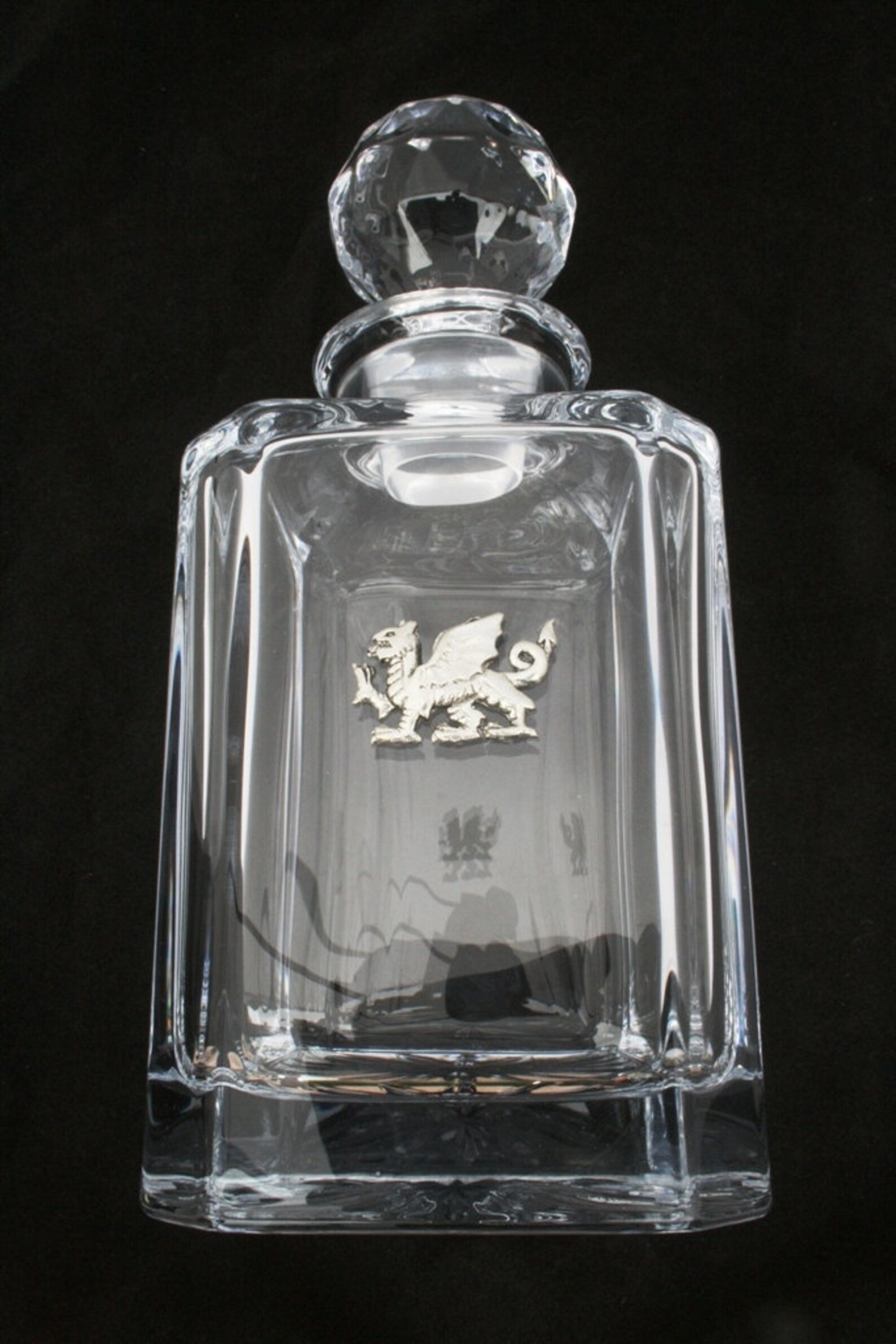 Welsh Dragon Cut Crystal Glass Whiskey Decanter Welsh Gift 391 Etsy