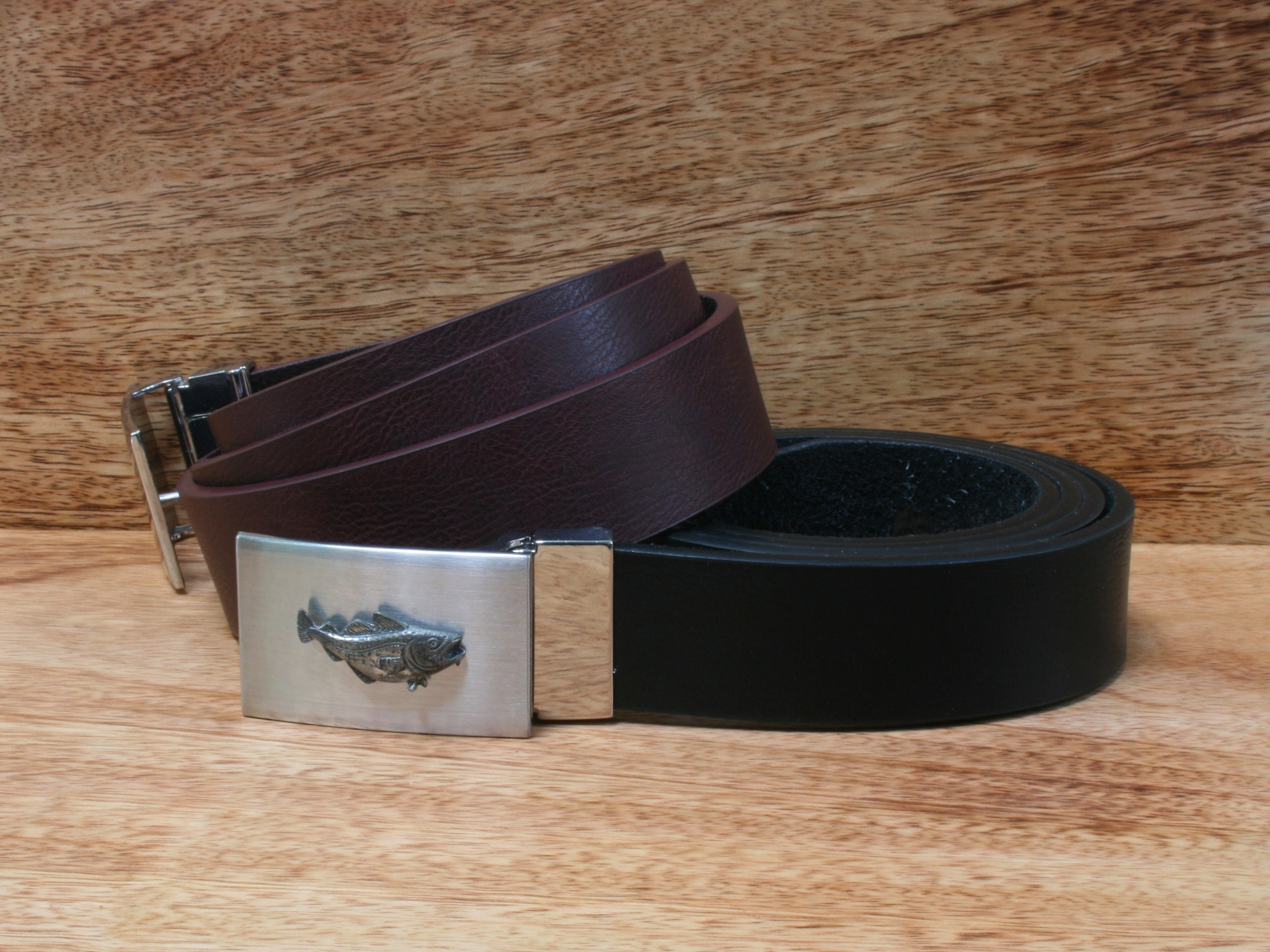 u*e様 CHARMS魚彫刻 レザー フィッシングベルト ≪通常販売≫grandmother belt（グランドマザーベルト） – THE