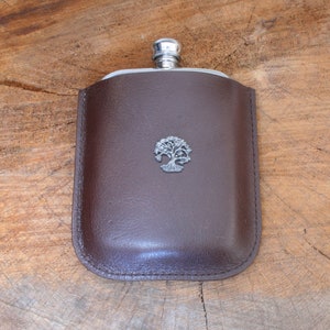 Tree Of Life Pewter 4 oz Kidney Hip Flask In Brown Leather Pouch Father&#39;s Day Father&#39;s Day Gift Personalised Free Engraving  515 pf
