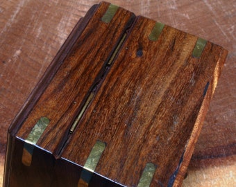 Acquista Grande Salvadanaio In Legno Salvadanaio Sicuro Con Serratura, Intaglio In Legno Fatto A Mano In Italia A Partire Da 20 - 2