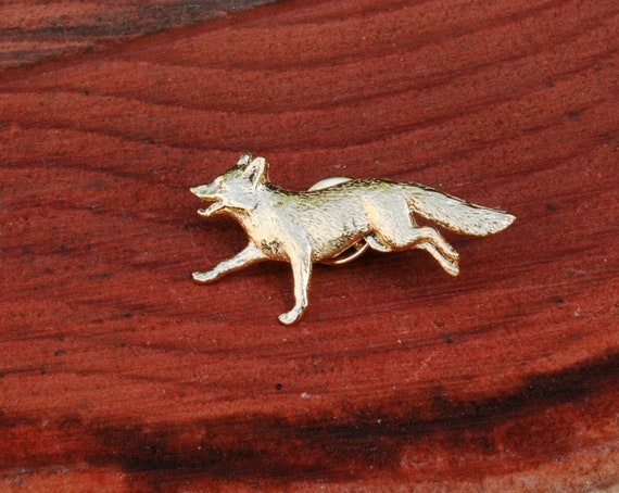 Pewter Fox Hunting Running Fox Brooch Pin Quality 