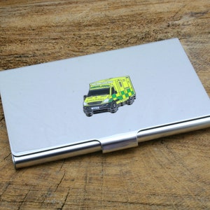 Tarjetero de metal para servicios de emergencia con grabado personalizado gratuito, regalo para policía, bomberos, enfermeras, ambulancias, regalo mch