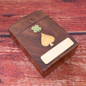 Boîte de cartes à jouer en bois Saint-patron comprenant des cartes à jouer avec gravure gratuite Patrick George David cadeau fête des pères wcb
