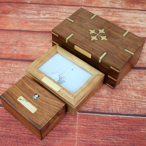Cajas de madera para guardar joyas de los Regimientos Galeses con grabado personalizado gratuito. Regalo militar para el Día del Padre.