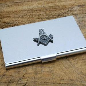 Masonic and Templar Metal Business Kreditkartenhalter mit personalisiertem Free Gravur Gift Masonry Compass und Square Gift mch
